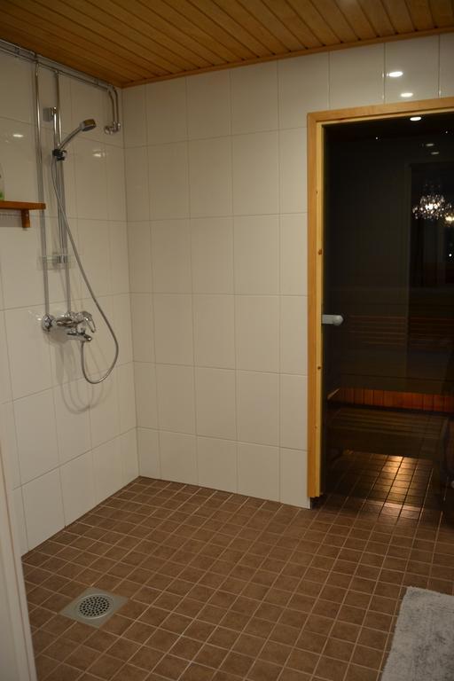 Villa Linnunlaulu Loparo Ngoại thất bức ảnh